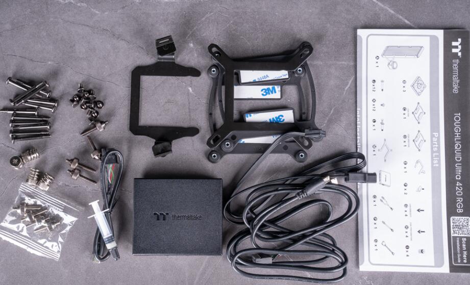 曜越钢影TOUGHLIQUID Ultra 420 RGB CPU散热器开箱评测